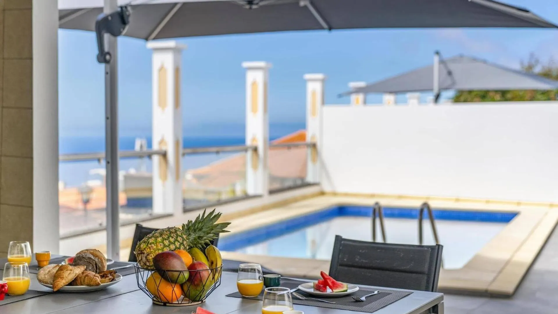 Villa Atlantic Sunrise By Villa Plus Funchal  Portugal