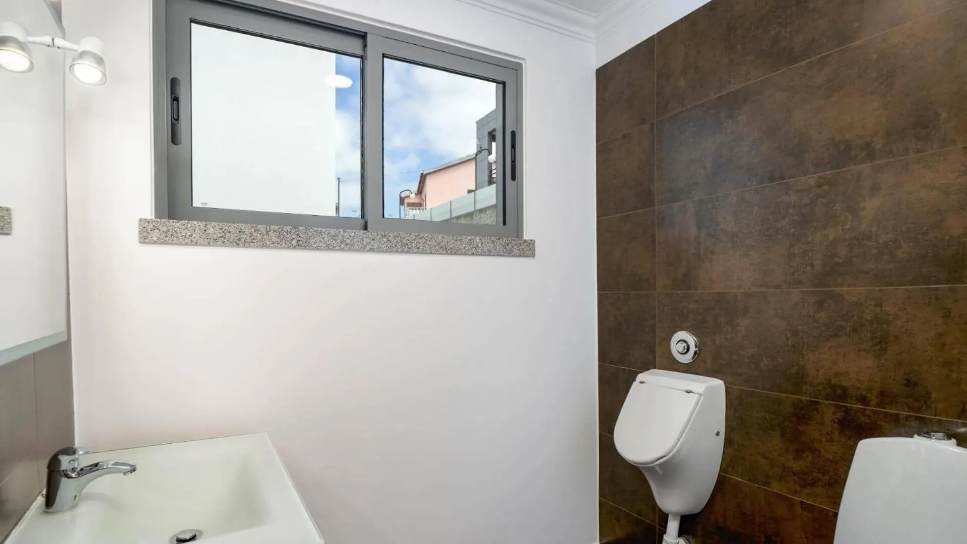 Villa Atlantic Sunrise By Villa Plus Funchal  Portugal